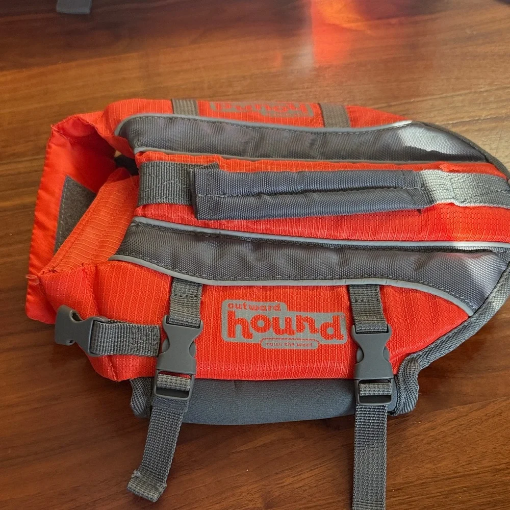 Outward Hound High Buoyancy Dog Life Vest Preserver